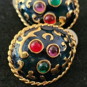 VINTAGE IVANA gold tone green enamel rhinestone cabochon statement clip earrings
